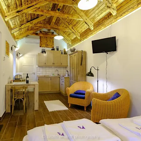 Ciprus Porta Balatonkenese